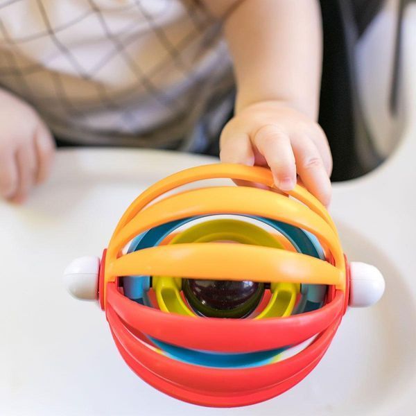 Игрушка на присоске Baby Einstein Sticky Spinner 11522 фото