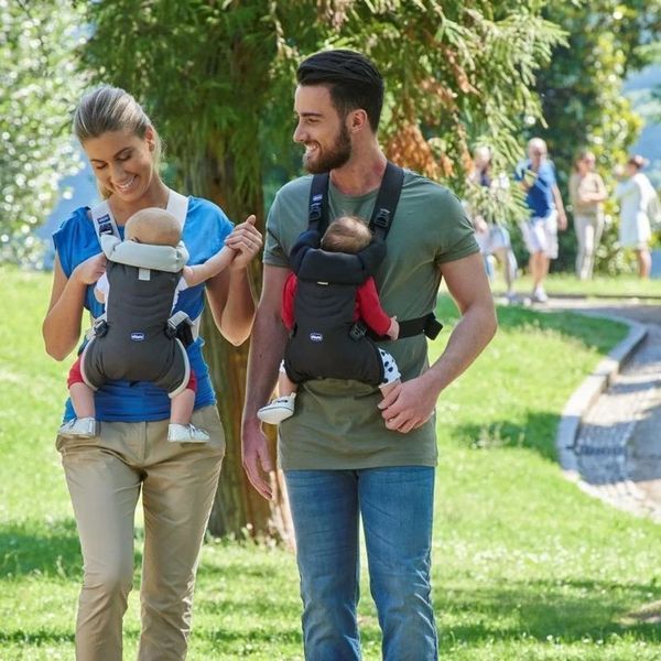 Нагрудна сумка Chicco EasyFit 79154.77 фото